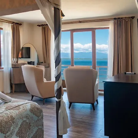 Cunda Aksac Hotel